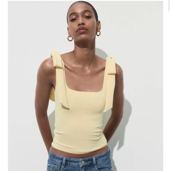 Zara stretch bow top - Picture 1 of 4